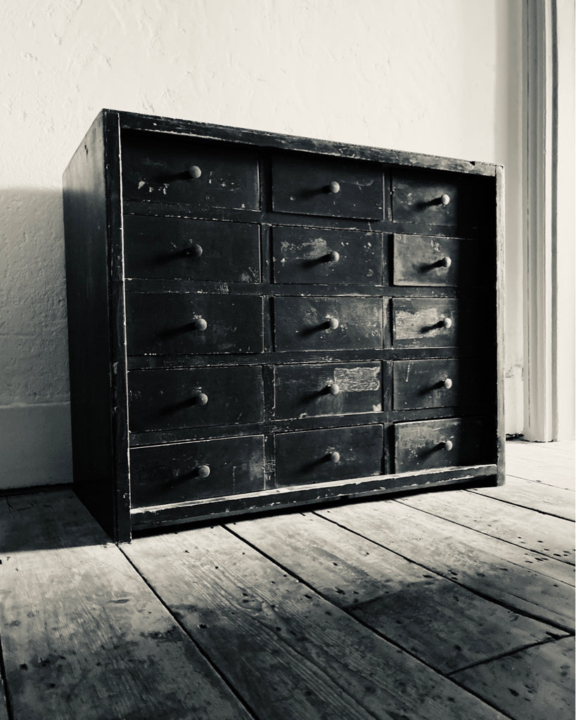 French Set of Workshop Drawers