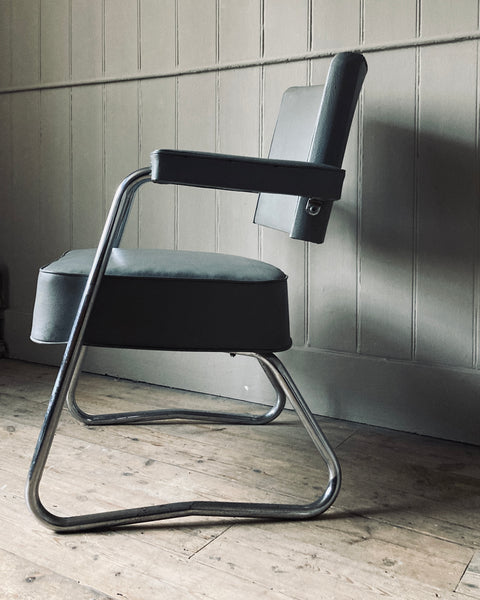 Vintage Pullman Cantilever Chair