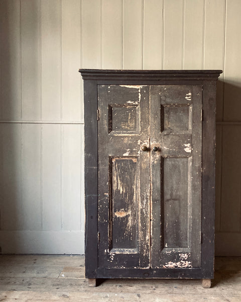 Welsh cupboard with Fantastic Patina