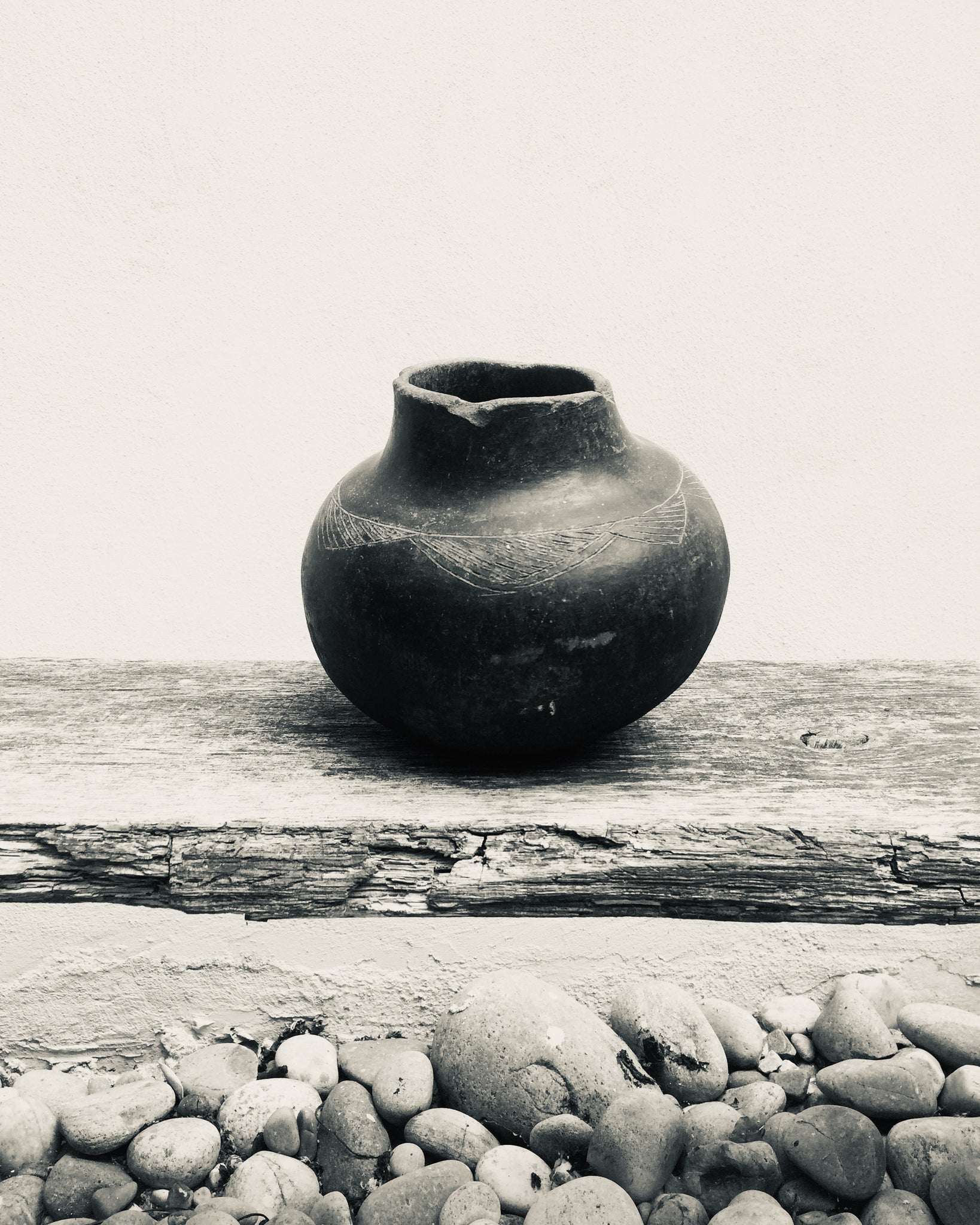 oldtownhaus, Nicola Helgesen, Interiors Hastings East Sussex, Southern African Shona Clay Pot