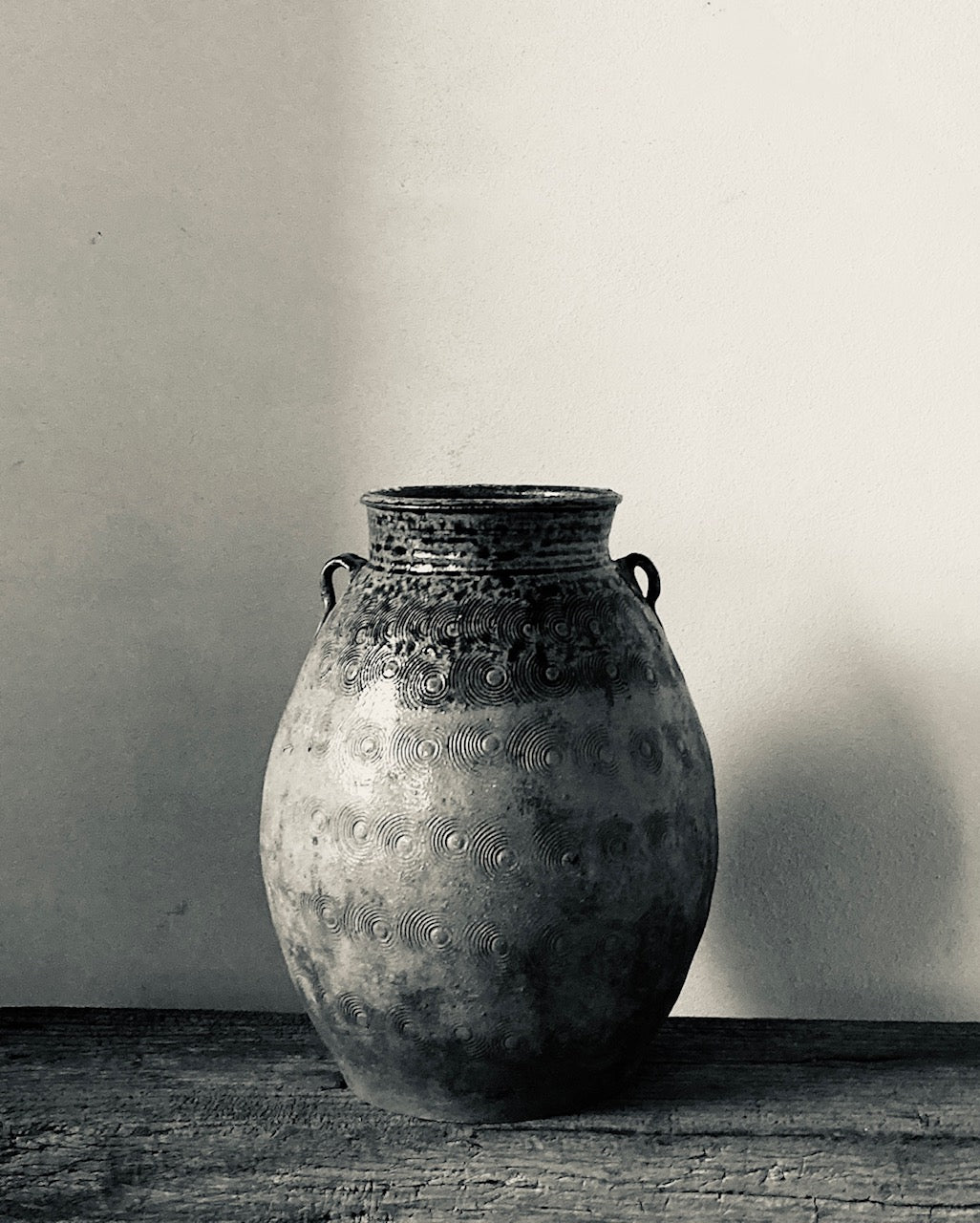 Textured Glaze Chinese Pot Medium